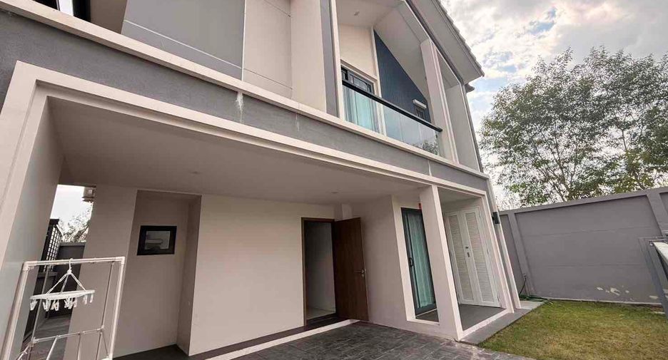 Haus zur Miete mit 3 Zimmer in Bang Lamung, Chonburi