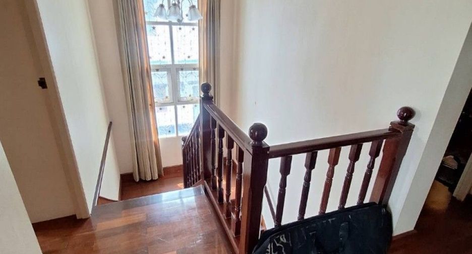 Casa en venta de 3 habitaciones en Bang Phli, Samut Prakan