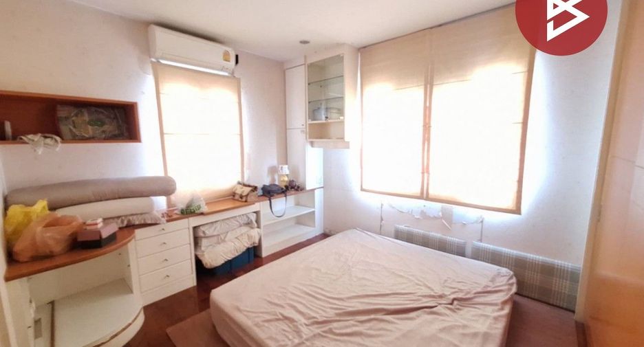 Casa en venta de 3 habitaciones en Bang Phli, Samut Prakan