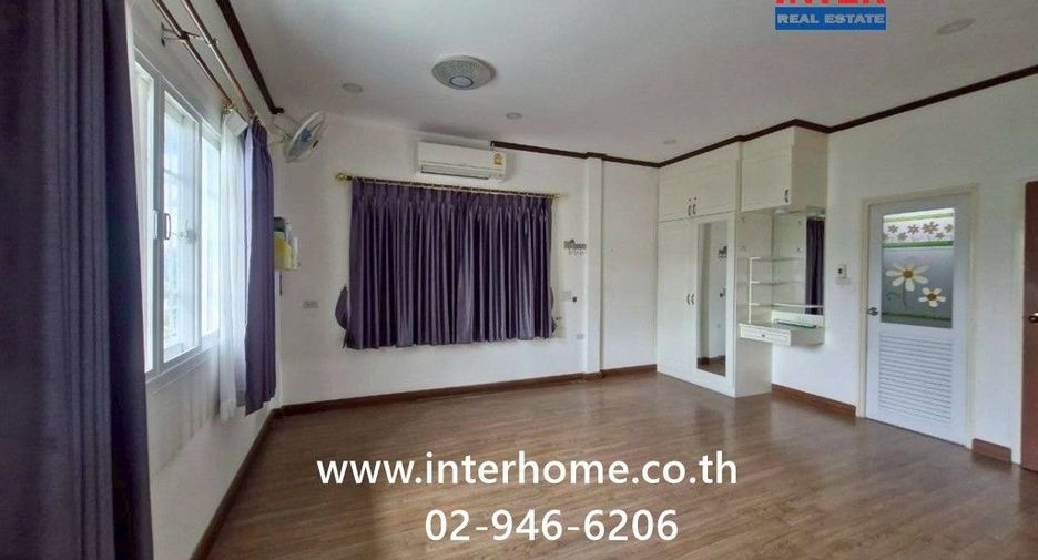 À vendre 3 chambres maison à Pak Kret, Nonthaburi