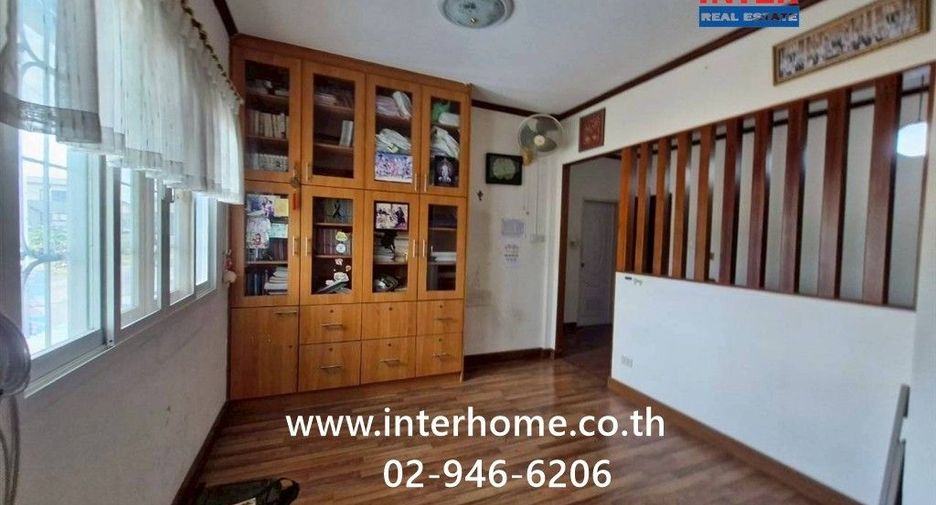 À vendre 3 chambres maison à Pak Kret, Nonthaburi