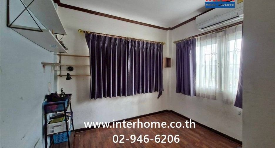 À vendre 3 chambres maison à Pak Kret, Nonthaburi