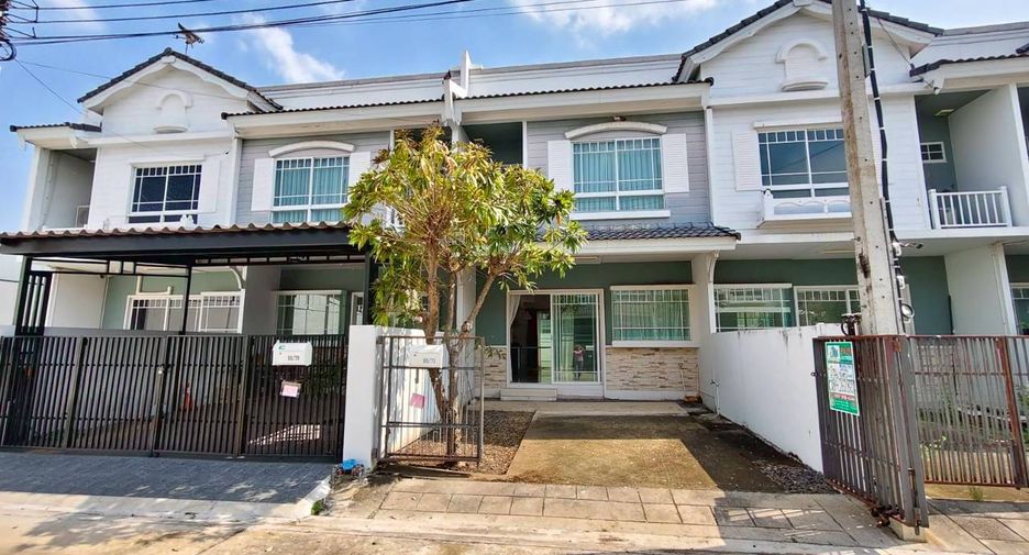 Reihenhaus zum Kauf mit 3 Zimmer in Bang Yai, Nonthaburi