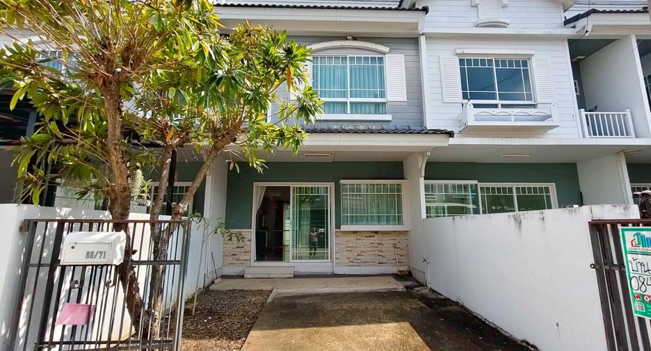 Reihenhaus zum Kauf mit 3 Zimmer in Bang Yai, Nonthaburi
