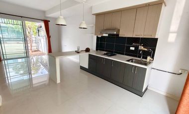 Reihenhaus zum Kauf mit 3 Zimmer in Bang Yai, Nonthaburi