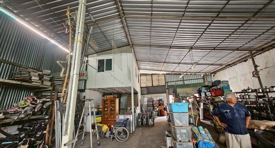 For rent warehouse in Si Racha, Chonburi
