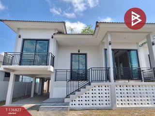 出售 4 卧室 独立屋 在 Mueang Pathum Thani, Pathum Thani
