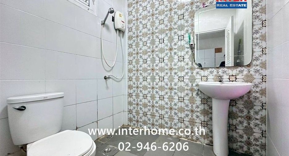 For sale 2 bedrooms townhouse in Lam Luk Ka, Pathum Thani