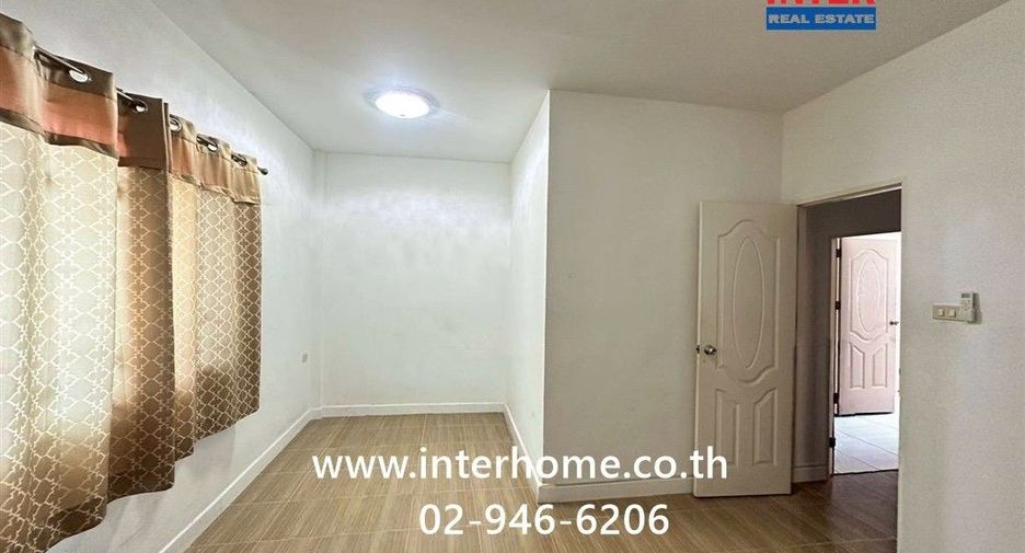 For sale 2 bedrooms townhouse in Lam Luk Ka, Pathum Thani