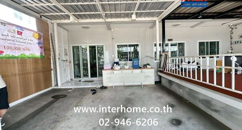 For sale 2 bedrooms townhouse in Lam Luk Ka, Pathum Thani
