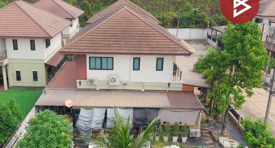 Haus zum Kauf mit 4 Zimmer in Mueang Uttaradit, Uttaradit