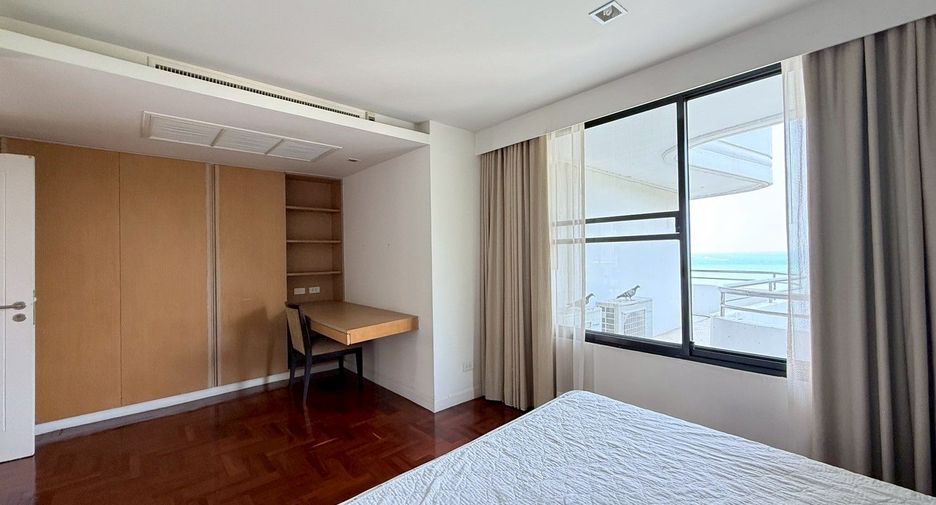 For rent 4 bedrooms condo in Bang Lamung, Chonburi