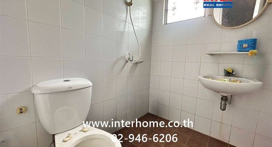Продажа 3 спальни таунхаус в Khlong Luang, Патумтани