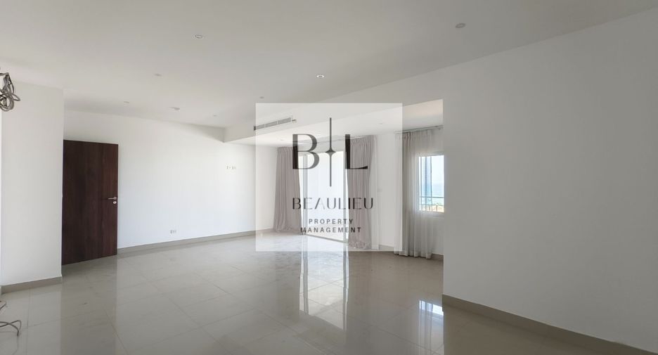 For sale 4 bedrooms condo in Bang Lamung, Chonburi