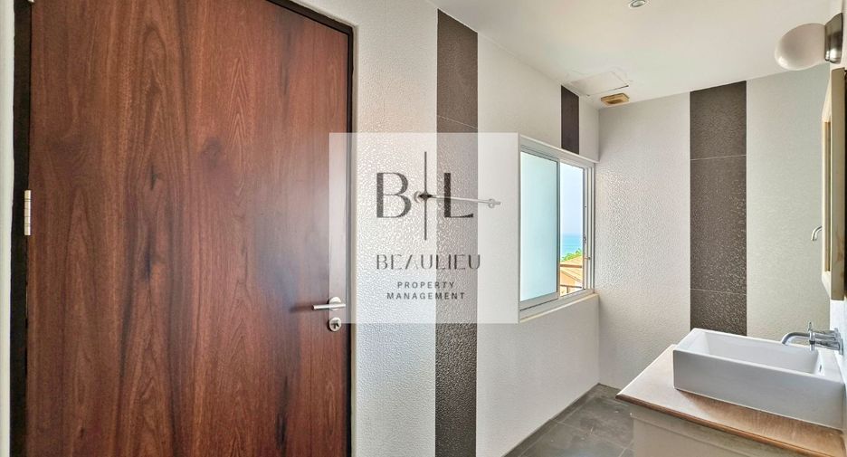 For sale 4 bedrooms condo in Bang Lamung, Chonburi