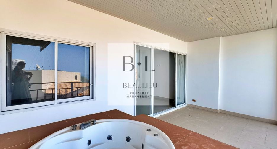 For sale 4 bedrooms condo in Bang Lamung, Chonburi