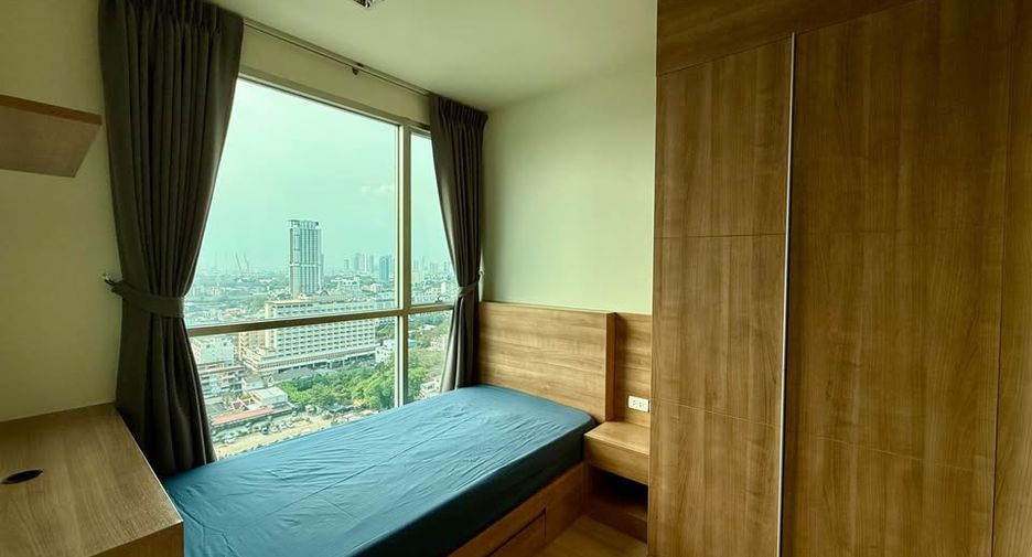 Condo en alquiler de 2 habitaciones en Phaya Thai, Bangkok