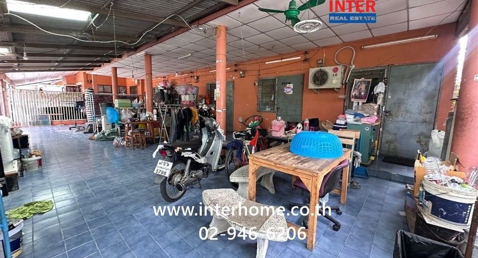 Haus zum Kauf mit 3 Zimmer in Bang Kapi, Bangkok