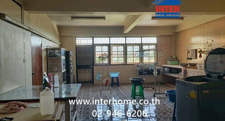 For sale 13 bedrooms retail Space in Bang Kapi, Bangkok