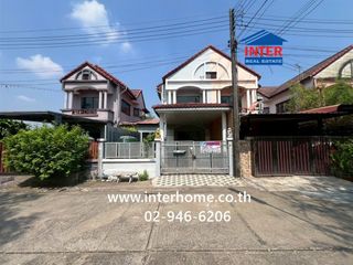 Casa adosada en venta de 3 habitaciones en Mueang Pathum Thani, Pathum Thani