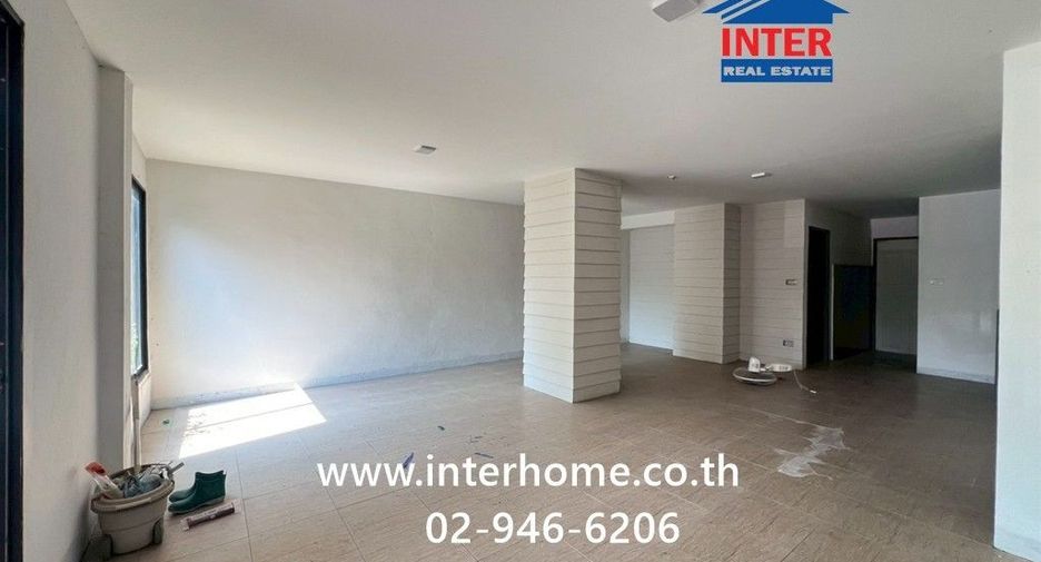 Casa adosada en venta de 3 habitaciones en Mueang Pathum Thani, Pathum Thani