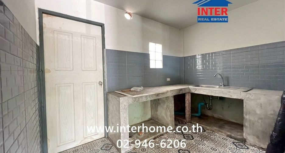 Casa adosada en venta de 3 habitaciones en Mueang Pathum Thani, Pathum Thani