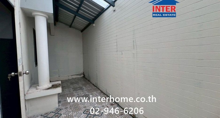 Casa adosada en venta de 3 habitaciones en Mueang Pathum Thani, Pathum Thani