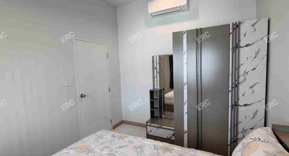 For rent 2 bedrooms townhouse in Bang Lamung, Chonburi