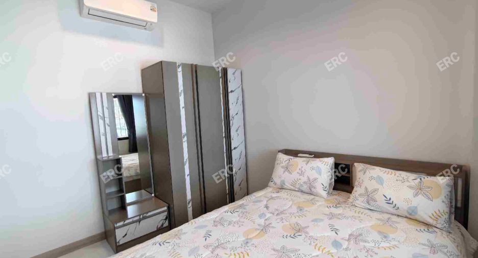 For rent 2 bedrooms townhouse in Bang Lamung, Chonburi