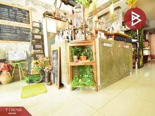 出售 2 卧室 联排别墅 在 Phra Samut Chedi, Samut Prakan