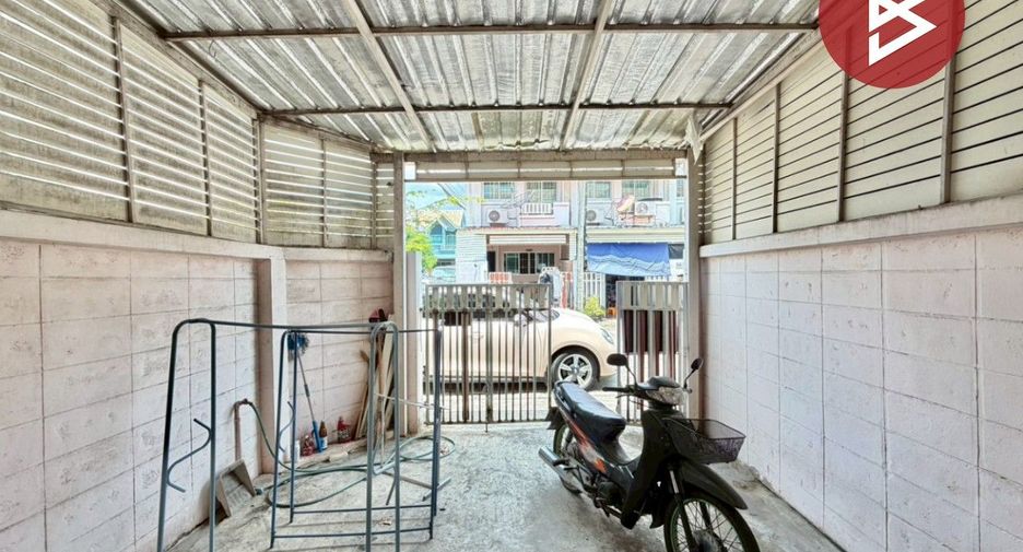 For sale 2 bedrooms townhouse in Sai Mai, Bangkok