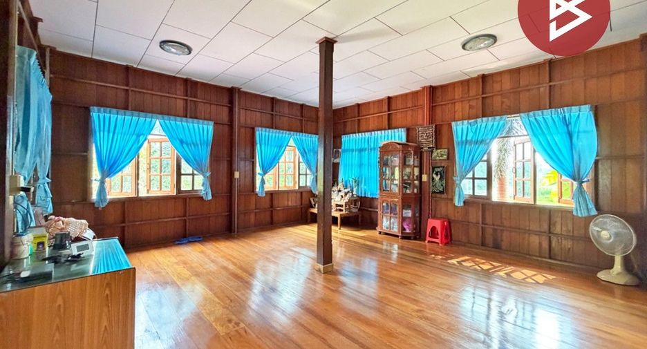 For sale 4 bedrooms house in Phra Nakhon Si Ayutthaya, Phra Nakhon Si Ayutthaya