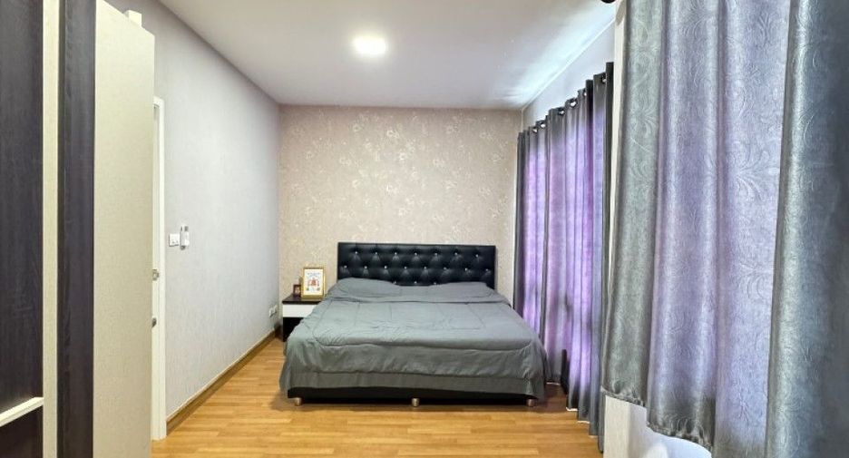 For sale 3 bedrooms townhouse in Khlong Luang, Pathum Thani