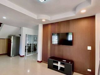 À louer 4 chambres maison à Mueang Chiang Mai, Chiang Mai