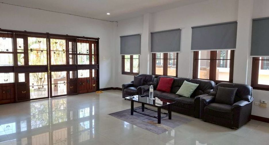 For rent 3 bedrooms house in Mueang Chiang Mai, Chiang Mai