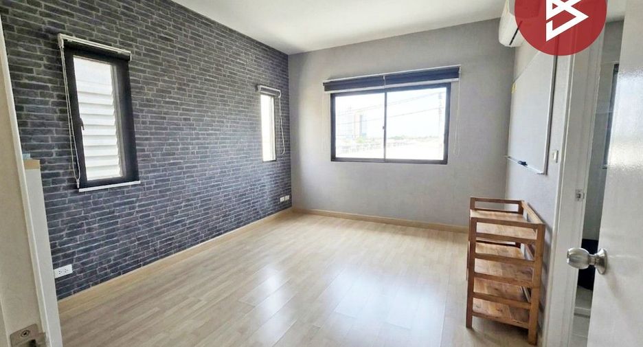 For sale 2 bedrooms retail Space in Suan Luang, Bangkok