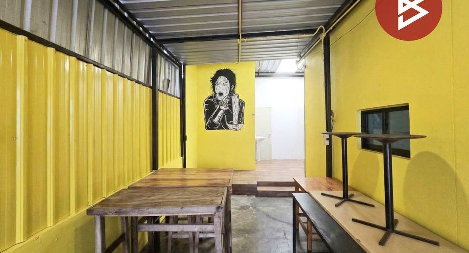 For sale 2 bedrooms retail Space in Suan Luang, Bangkok
