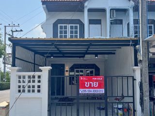 For sale 2 bedrooms townhouse in Bang Pakong, Chachoengsao