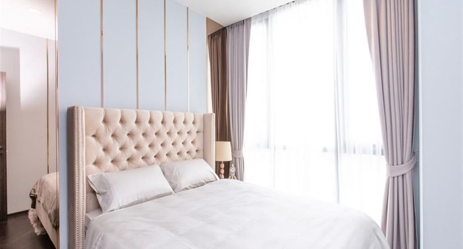 For rent 2 bedrooms condo in Phaya Thai, Bangkok