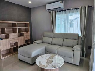 Haus zur Miete mit 4 Zimmer in Bang Lamung, Chonburi