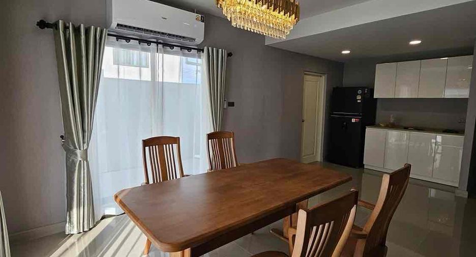 For rent 4 bedrooms house in Bang Lamung, Chonburi