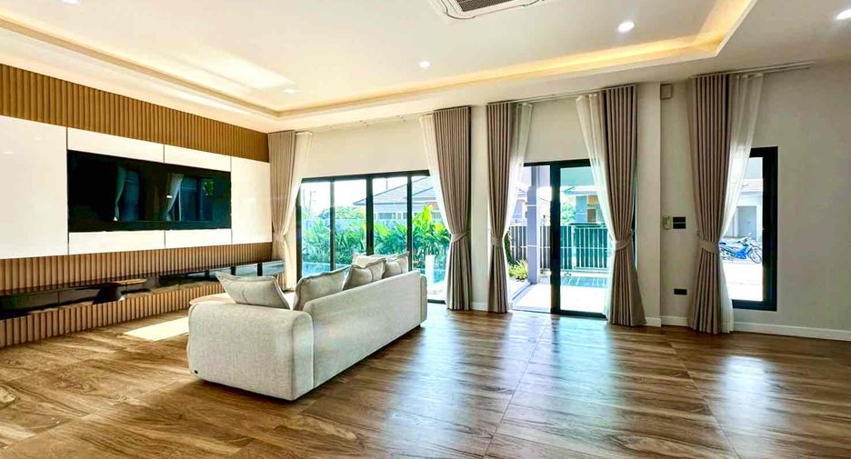 For sale 3 bedrooms house in Bang Lamung, Chonburi