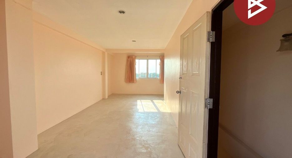 Продажа 3 спальни торговое помещение в Mueang Chon Buri, Чонбури