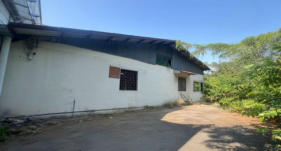 For rent 1 bed warehouse in Bang Khun Thian, Bangkok