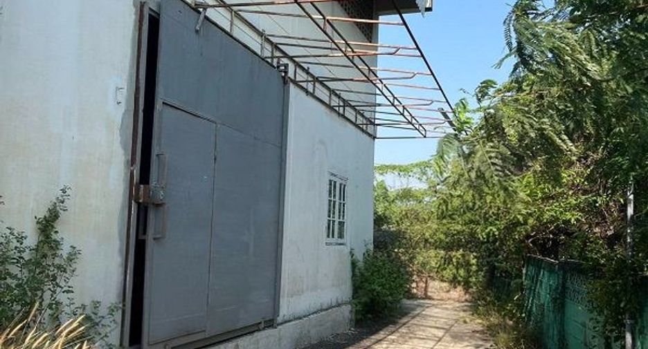 For rent 1 bed warehouse in Bang Khun Thian, Bangkok