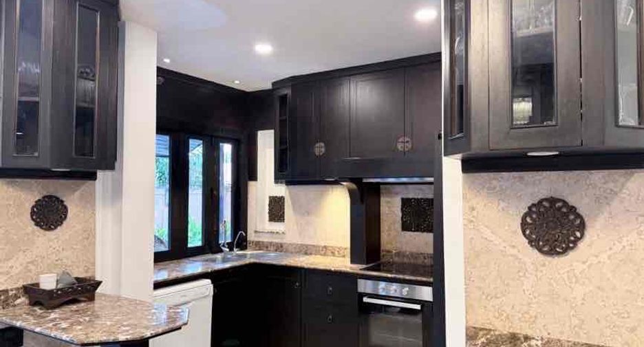 Villa zur Miete mit 4 Zimmer in Bang Lamung, Chonburi