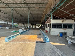 出租 和 出售 仓库 在 Si Racha, Chon Buri