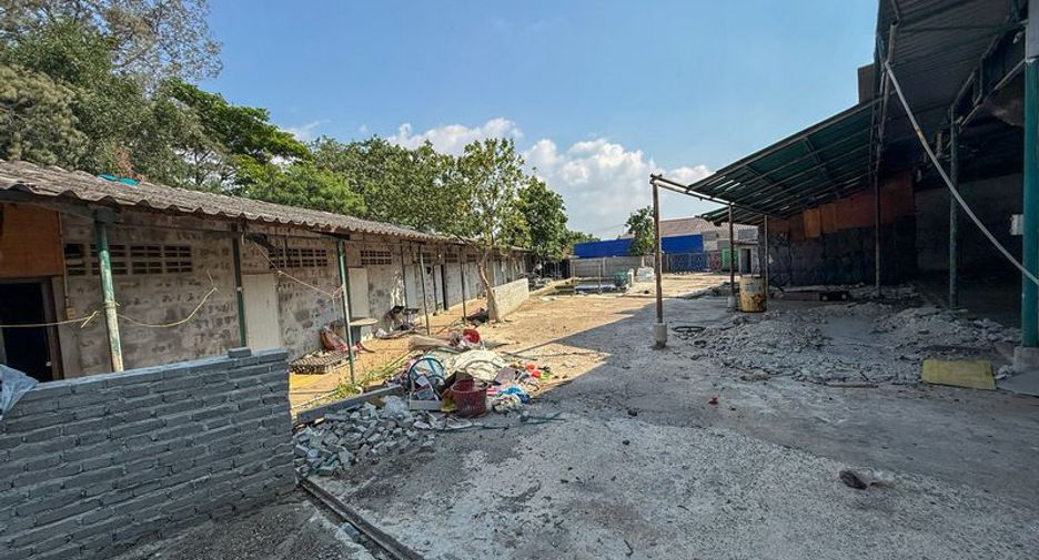 For rent and for sale warehouse in Si Racha, Chonburi