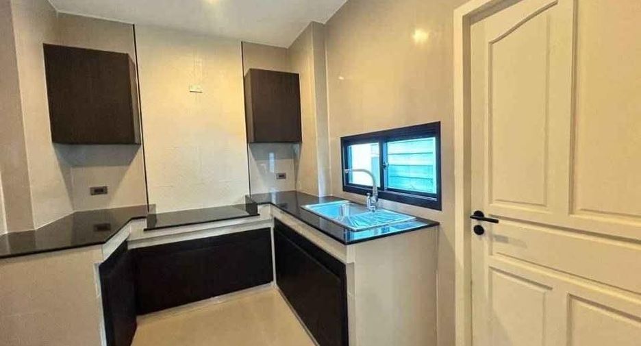 For rent and for sale 3 bedrooms house in San Sai, Chiang Mai