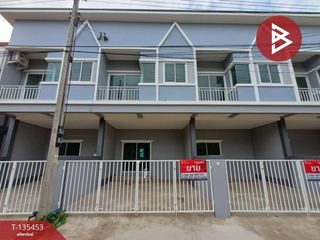 For sale 3 bedrooms townhouse in Mueang Samut Songkhram, Samut Songkhram